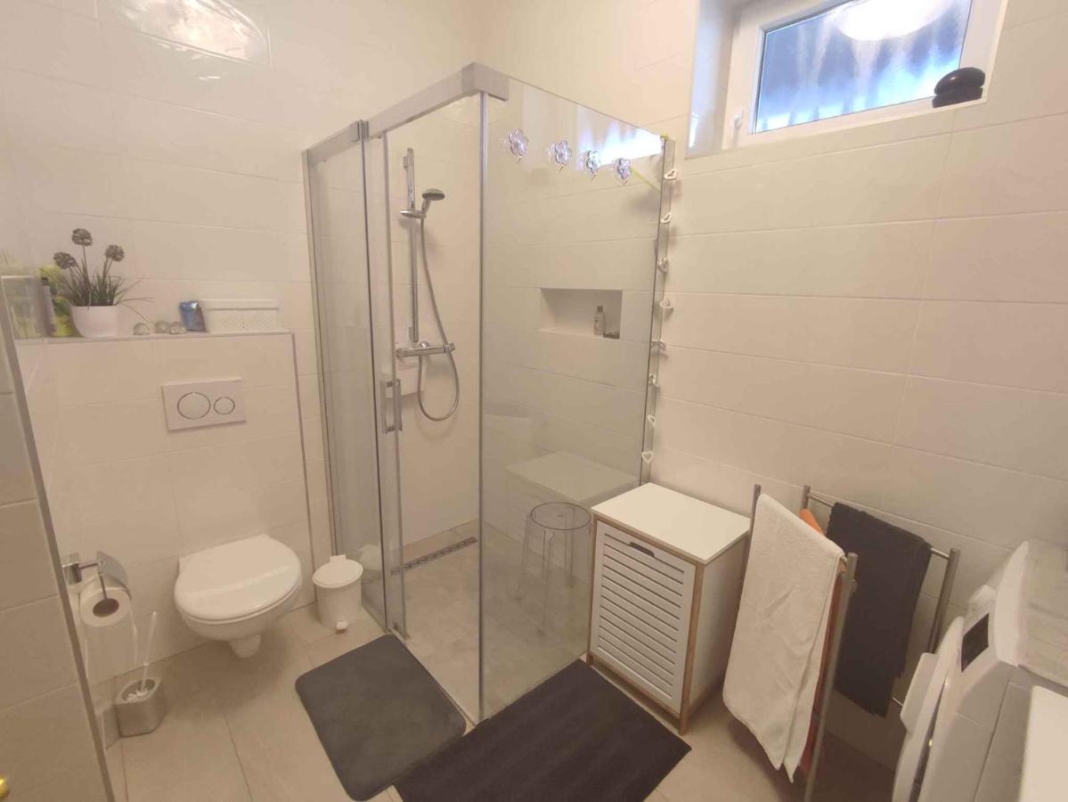 Holiday Home In Balatonboglar 45807 Bagian luar foto